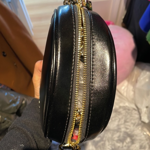 ⭐️ Brand New  Moschino Bag ⭐️ never used - Picture 7 of 8